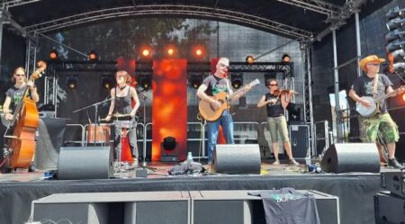 Crock of Bones + The Pegwells