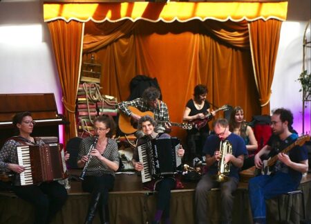 Afternoon Show: Klezmer Jam!