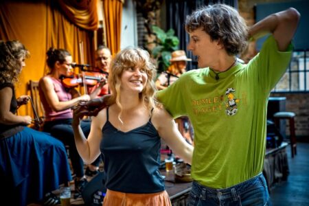 Afternoon Show: Cajun Après-Midi ft Là-bas Cajun Band!